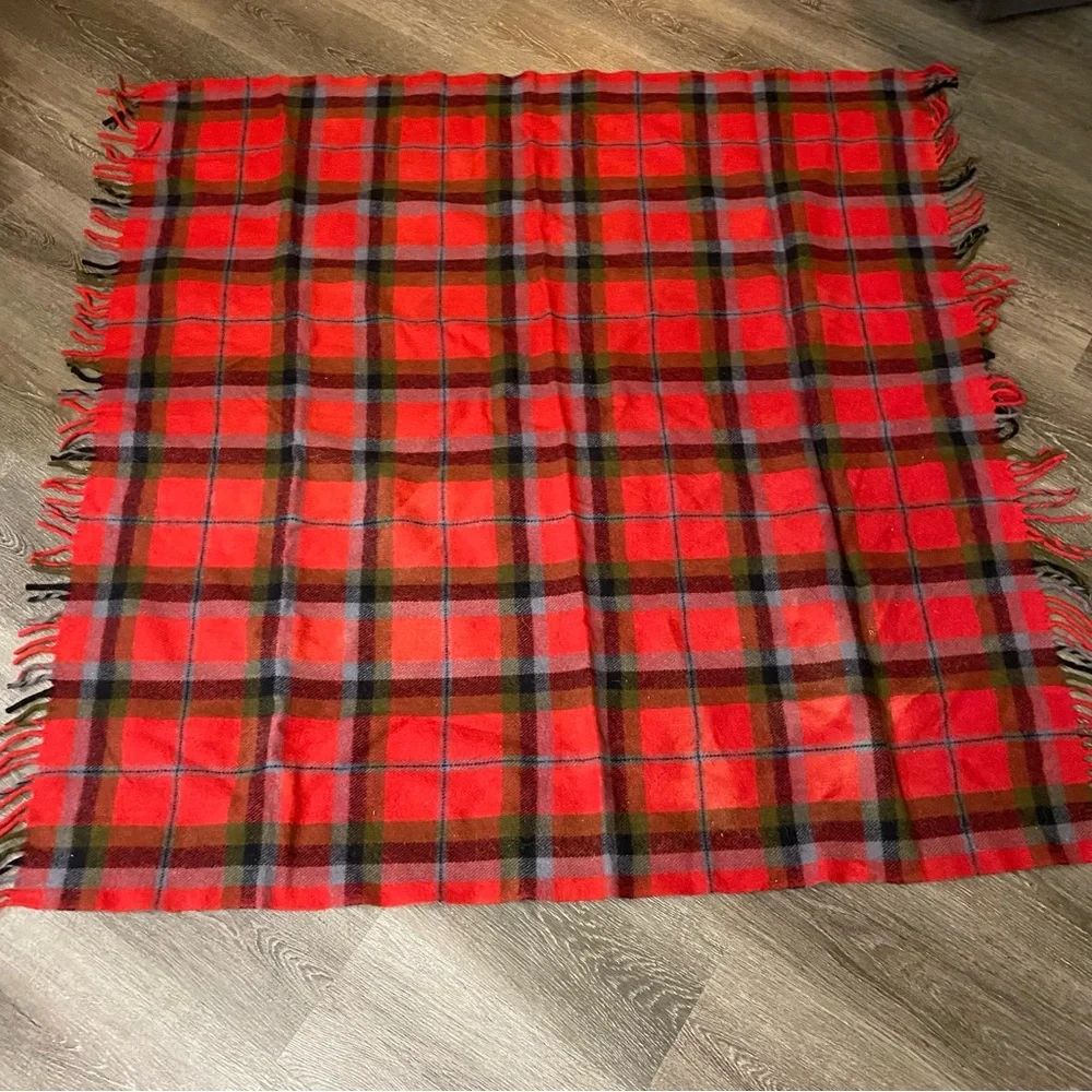 VTG FARIBO 100% WOOL THROW BLANKET Faribault Woolen Mills USA Red Plaid 44x48”**